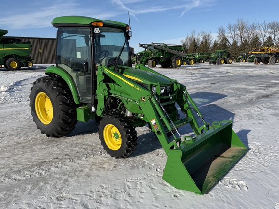  John Deere 4066R