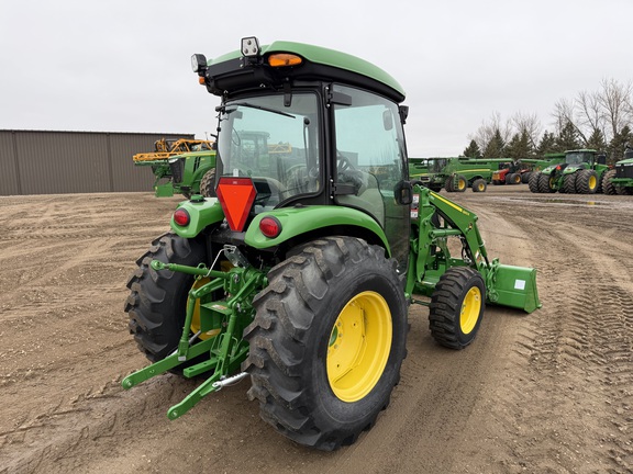 2024 John Deere 4066R - Photo3