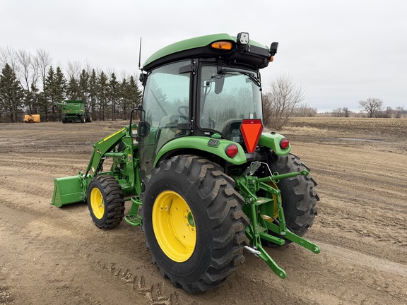 2024 John Deere 4066R - Photo5