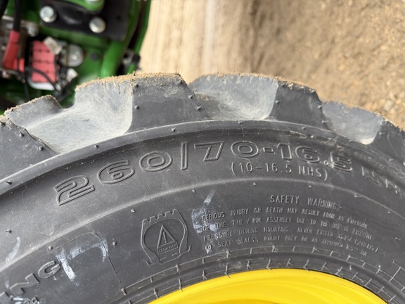 2024 John Deere 4066R - Photo9