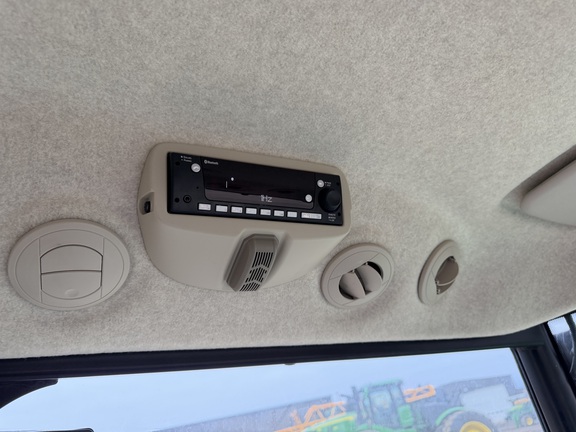 2024 John Deere 4066R - Photo30