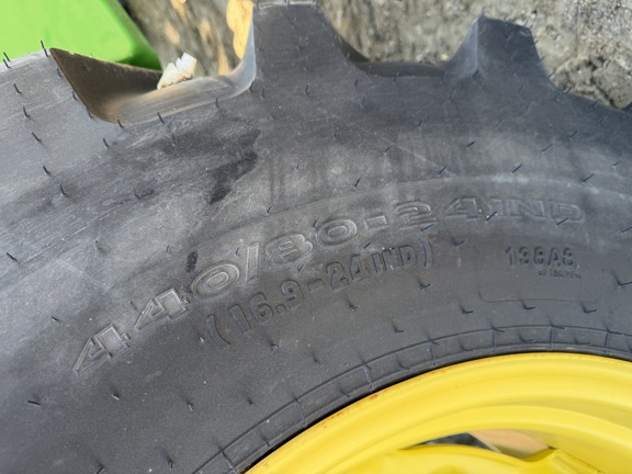 2024 John Deere 4066R - Photo12