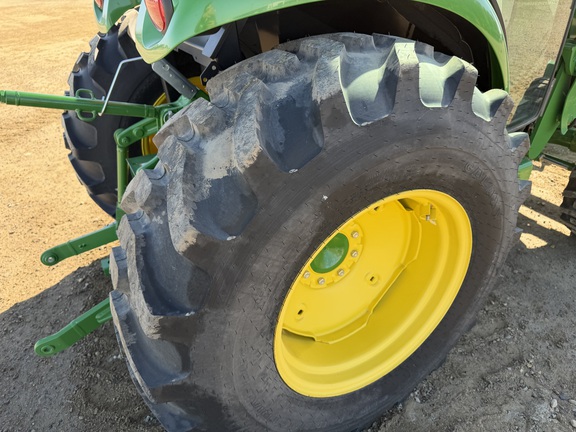 2024 John Deere 4066R - Photo13