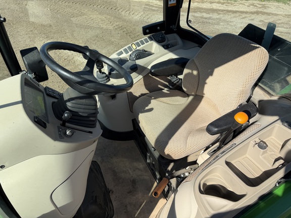 2024 John Deere 4066R - Photo27