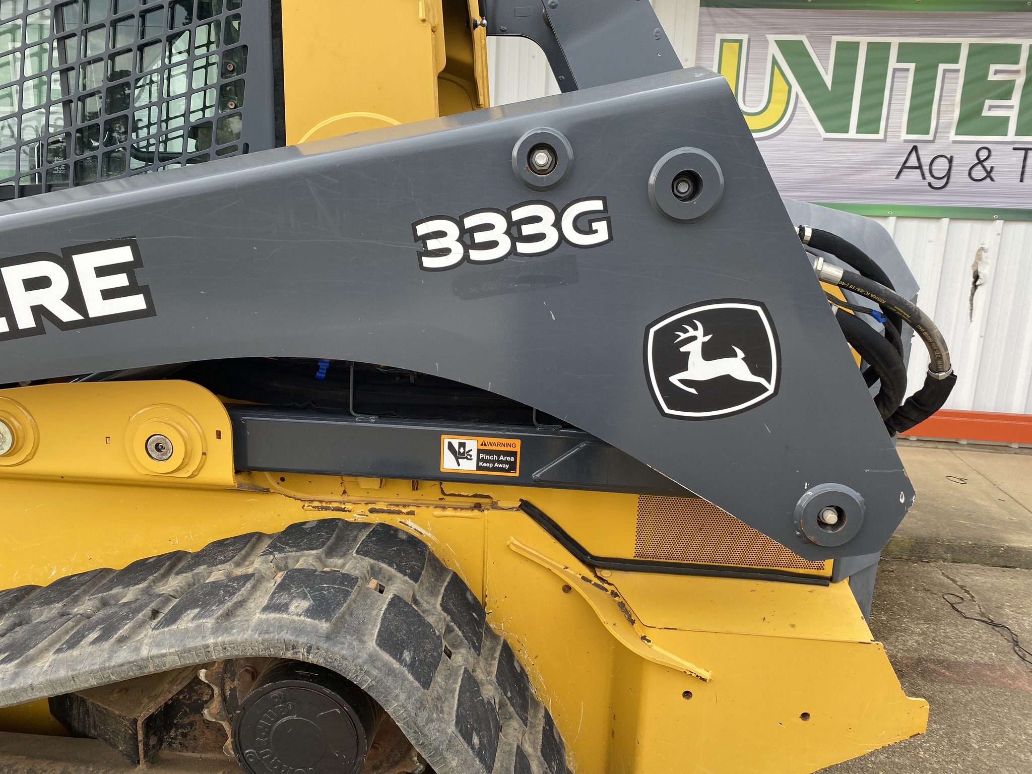 2018 John Deere 333G Image 18
