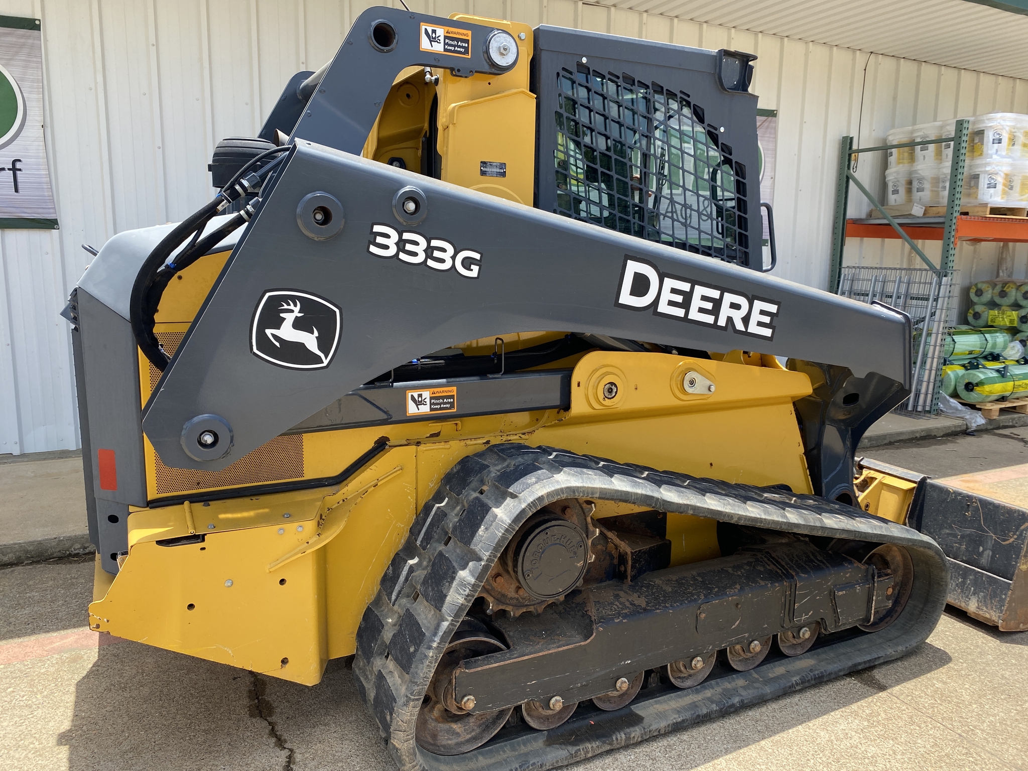 2018 John Deere 333G Image 4