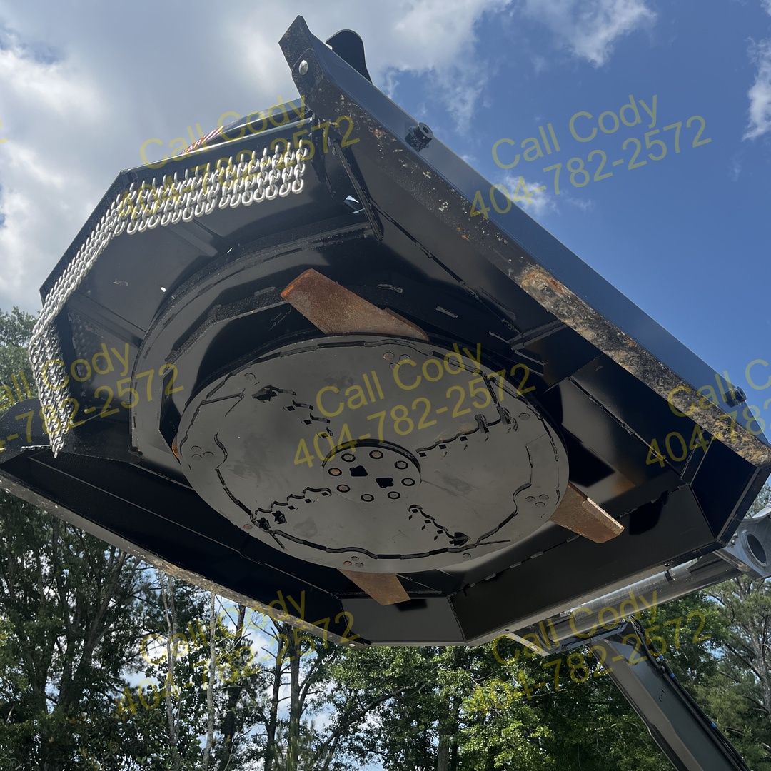 2025 John Deere 335P W RS72 CUTTER Image 3
