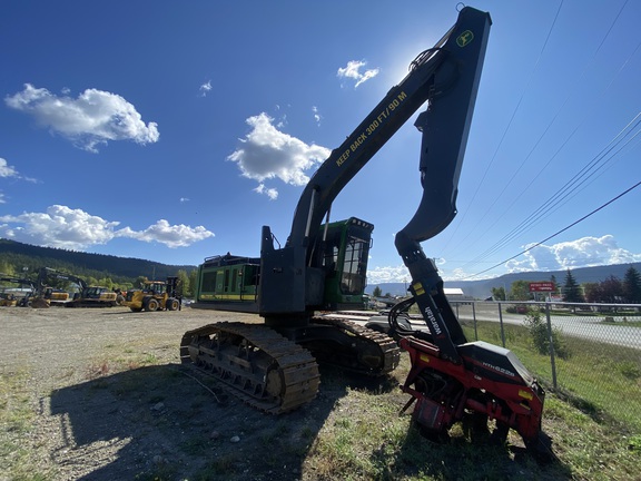 2018 John Deere 2154G