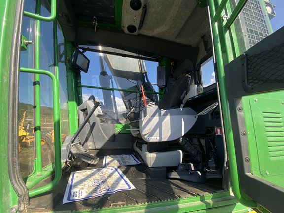 2018 John Deere 2154G