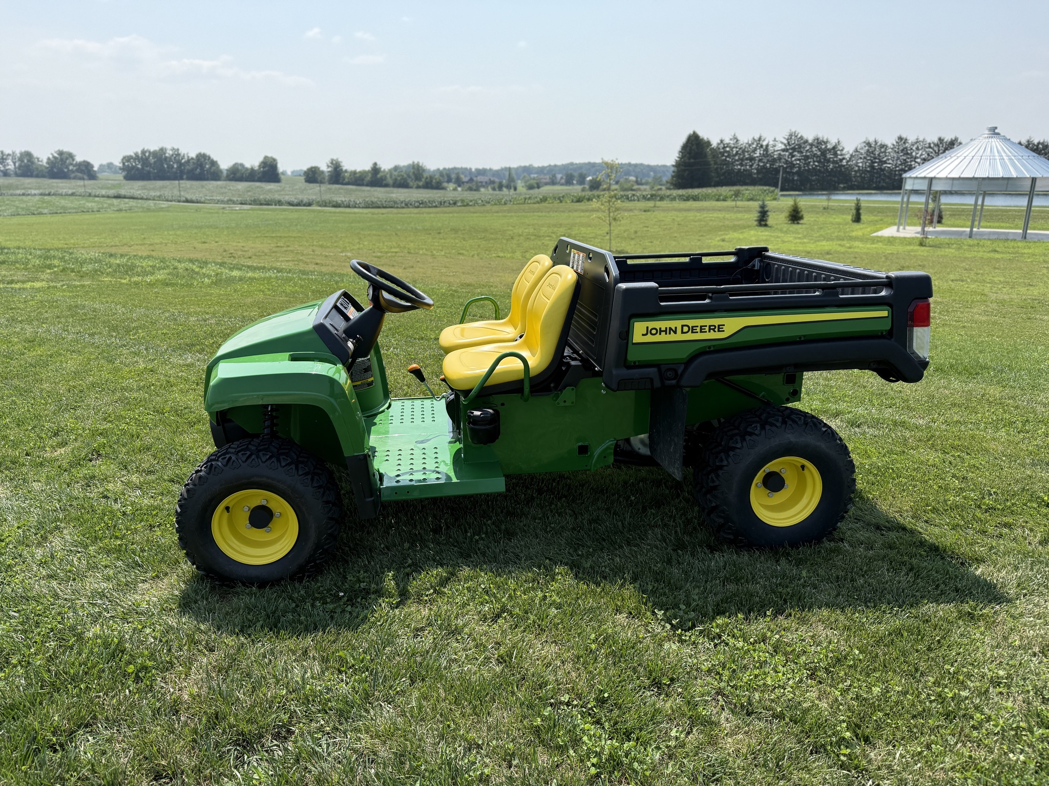 2024 John Deere TX Image 3