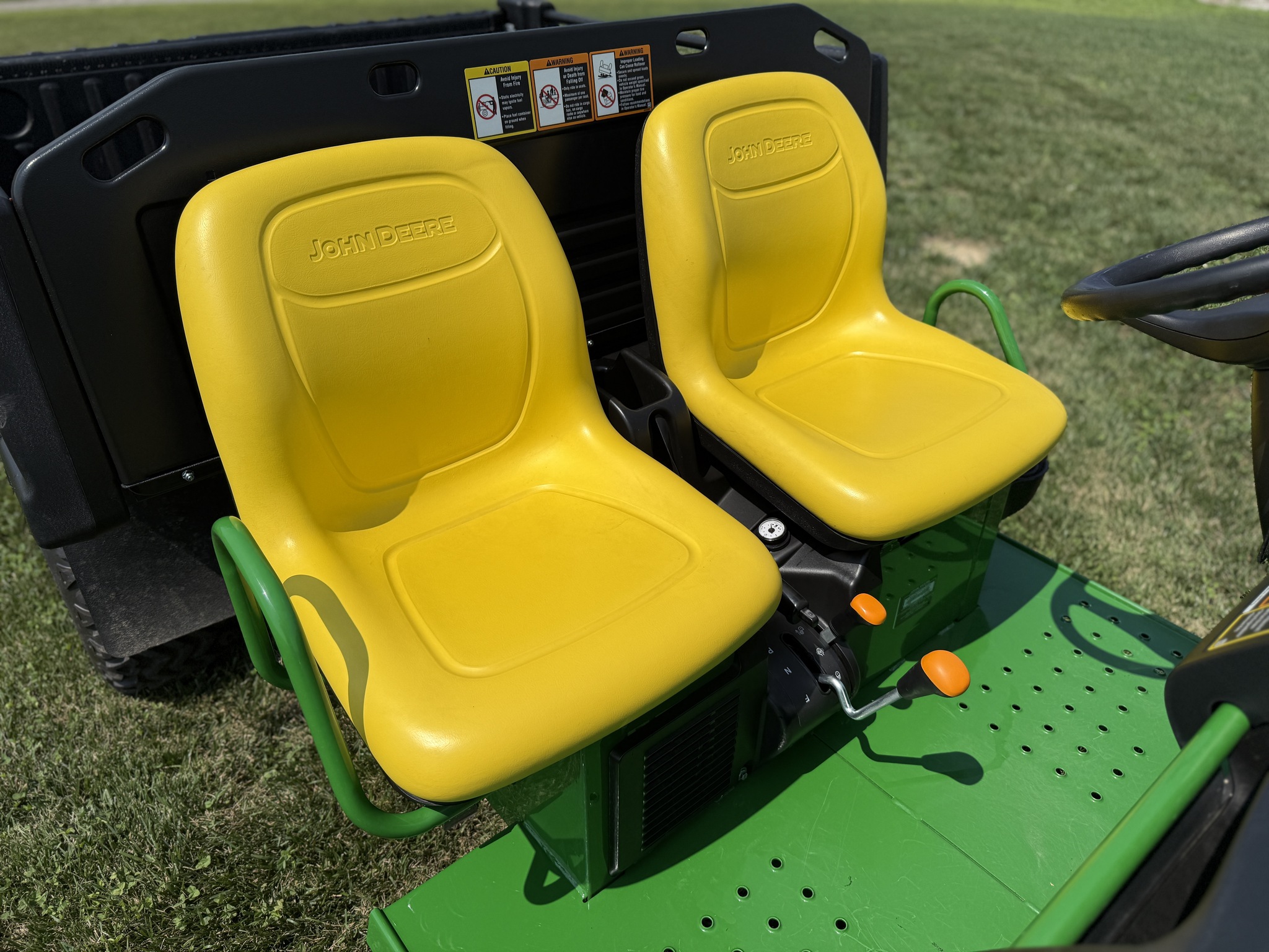 2024 John Deere TX Image 15