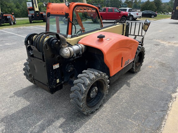 2017 JLG G5-18A