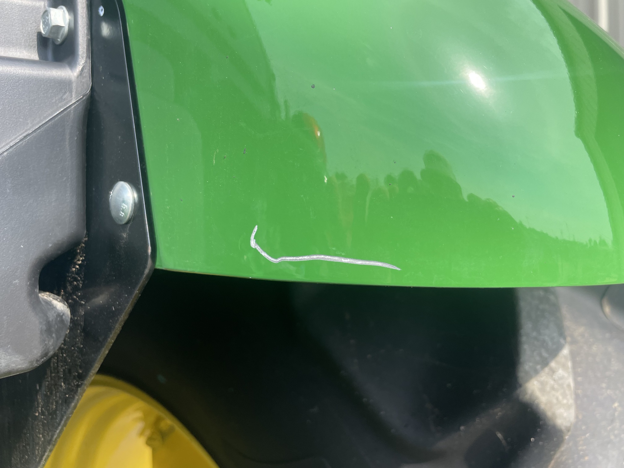 2022 John Deere 6105E Image 10