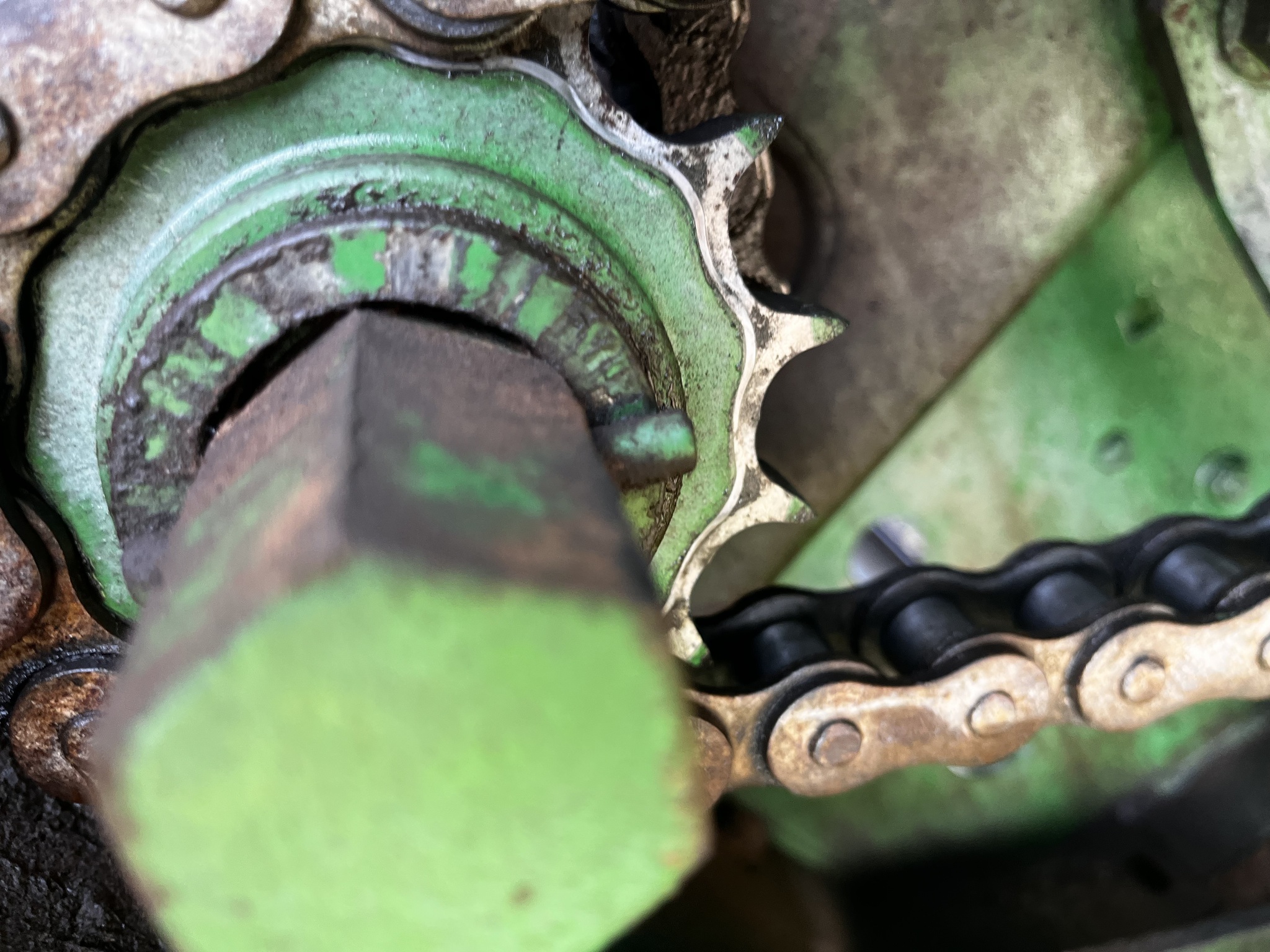 2015 John Deere 569 Image 14