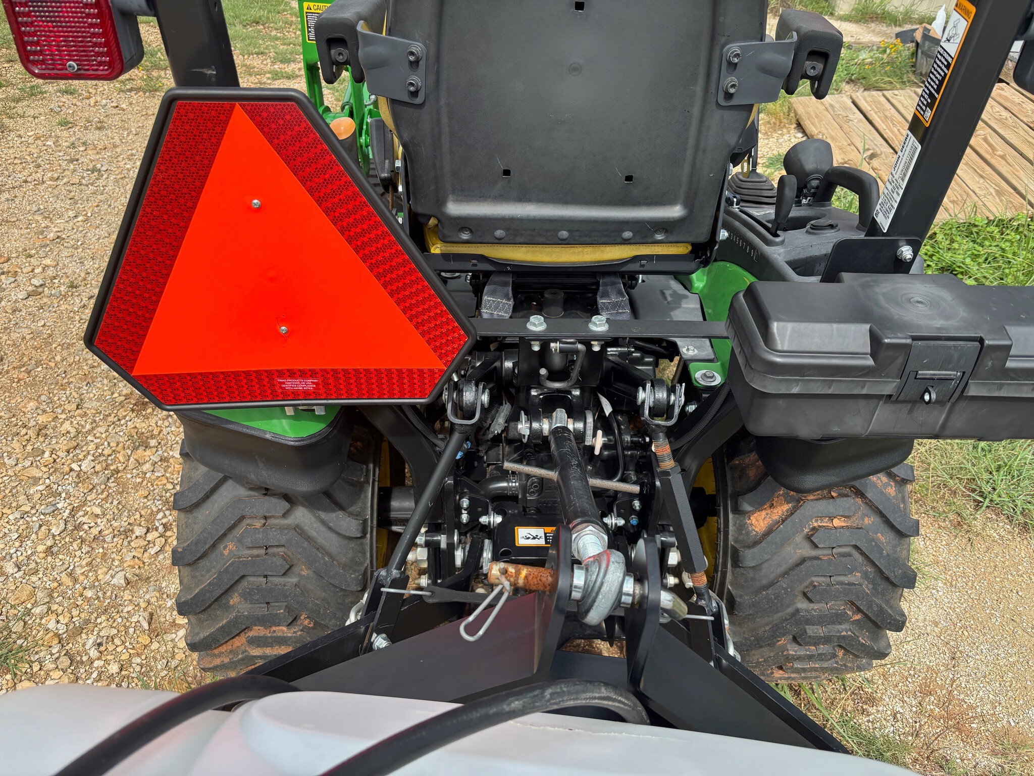2022 John Deere 1025R Image 22