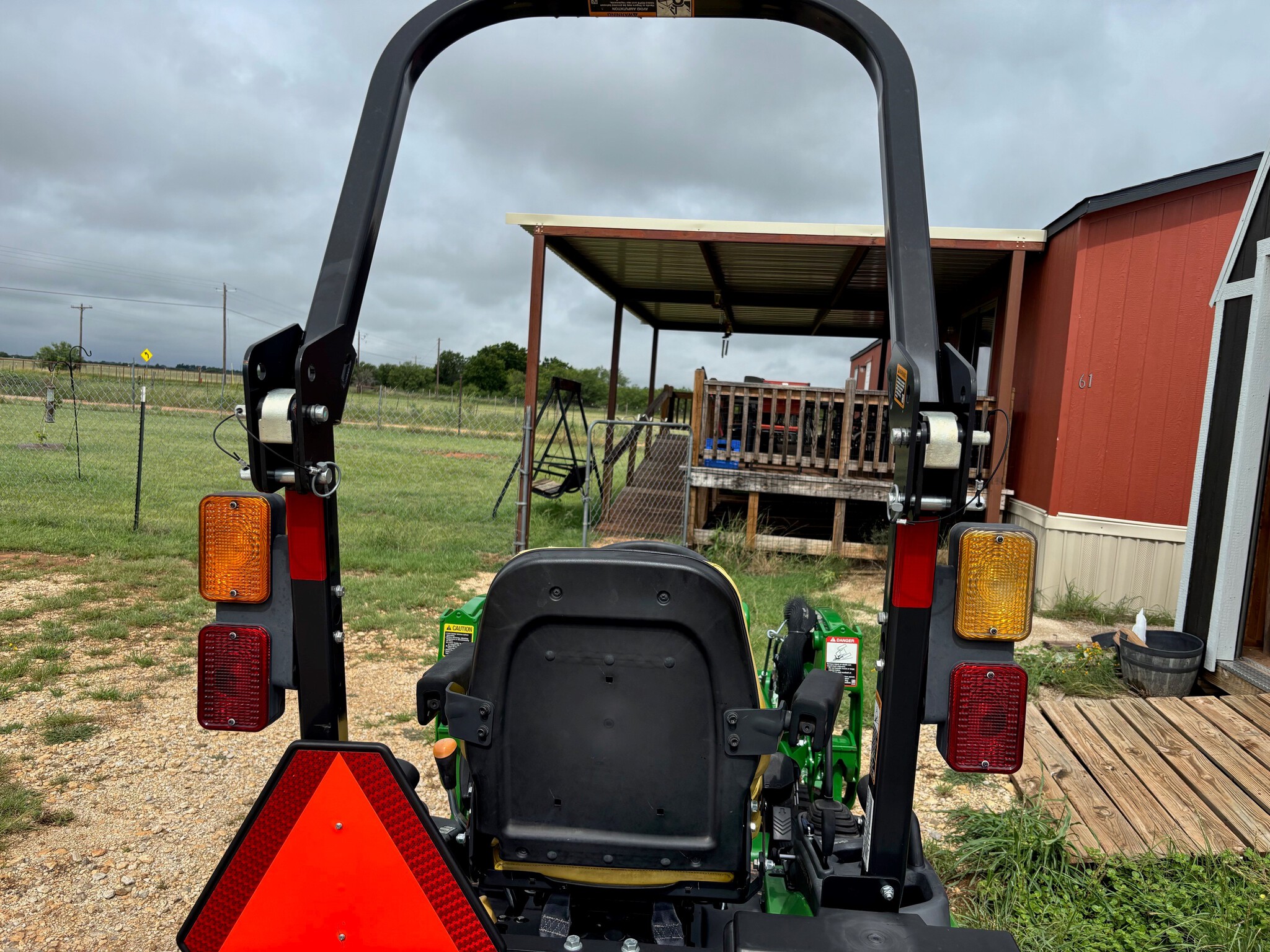 2022 John Deere 1025R Image 20