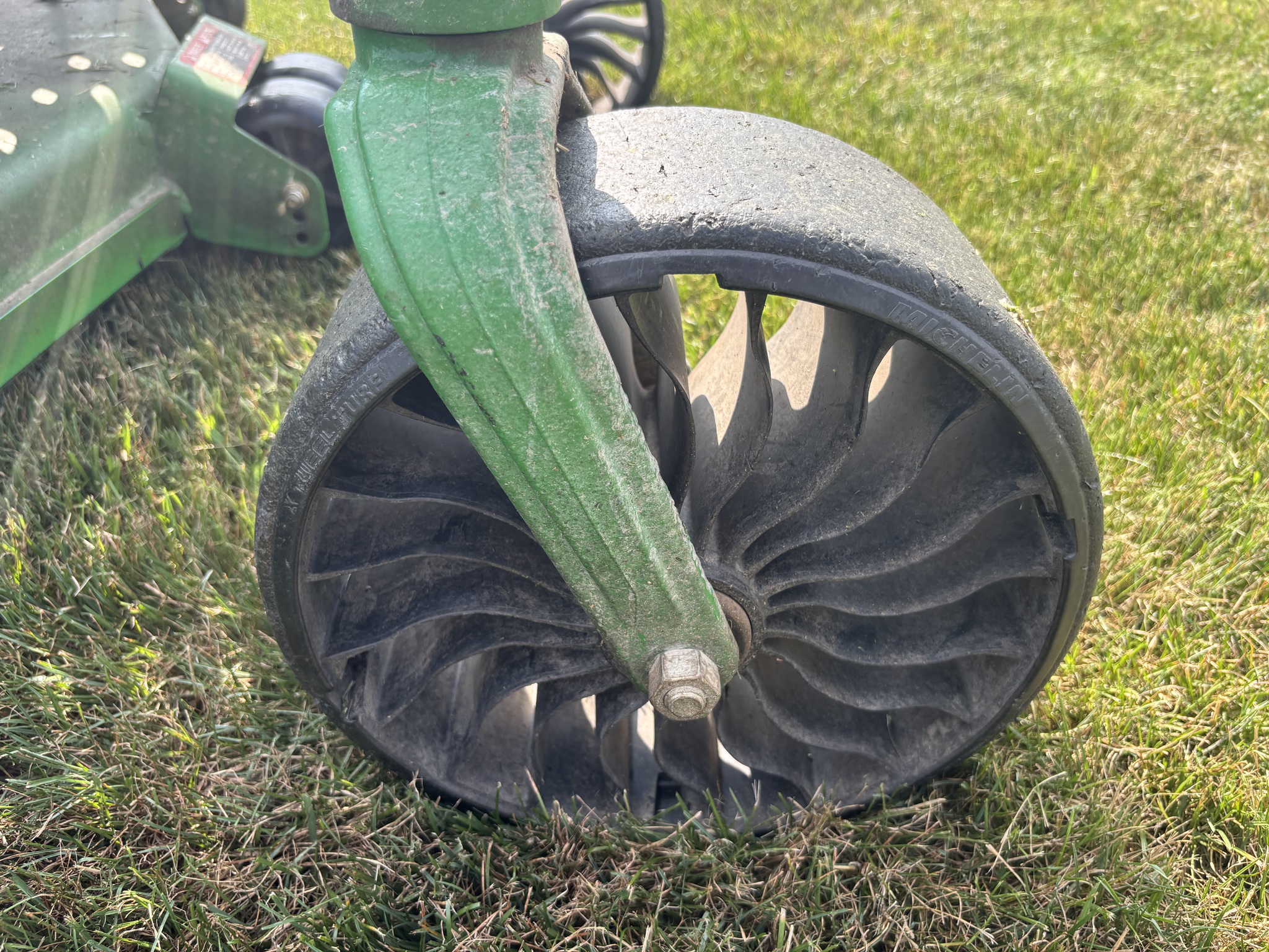 Used 2023 John Deere Z930M Zero Turn Mowers at Koenig Equipment in Greenfield, IN - PhotoXL20