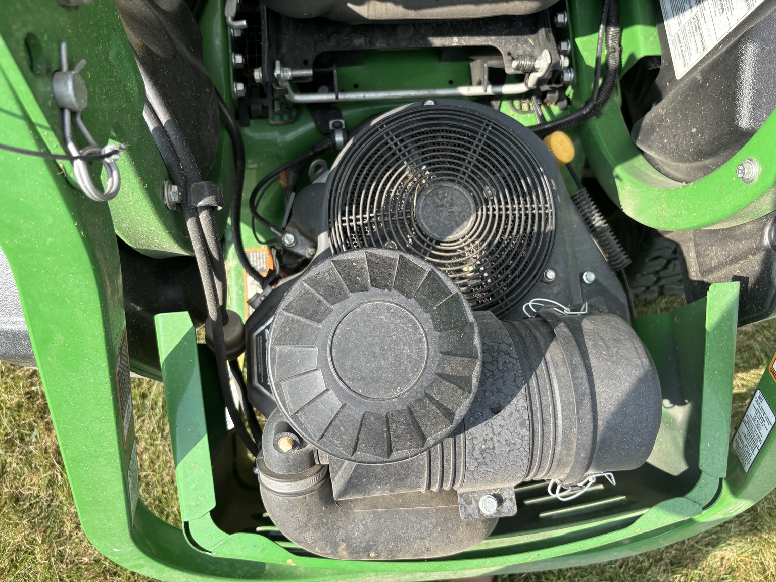 Used 2023 John Deere Z930M Zero Turn Mowers at Koenig Equipment in Greenfield, IN - PhotoXL25
