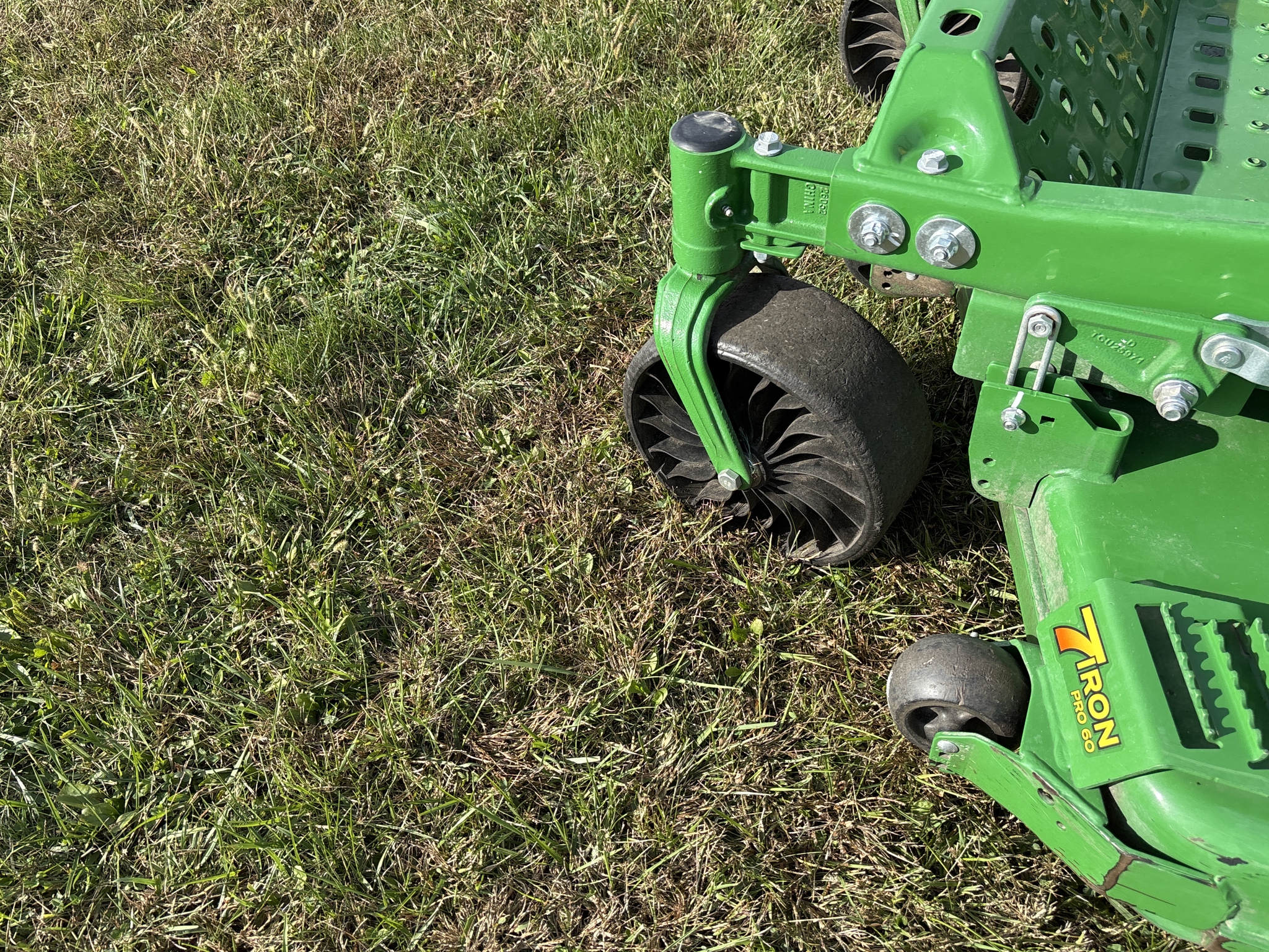 Used 2023 John Deere Z930M Zero Turn Mowers at Koenig Equipment in Greenfield, IN - PhotoXL8