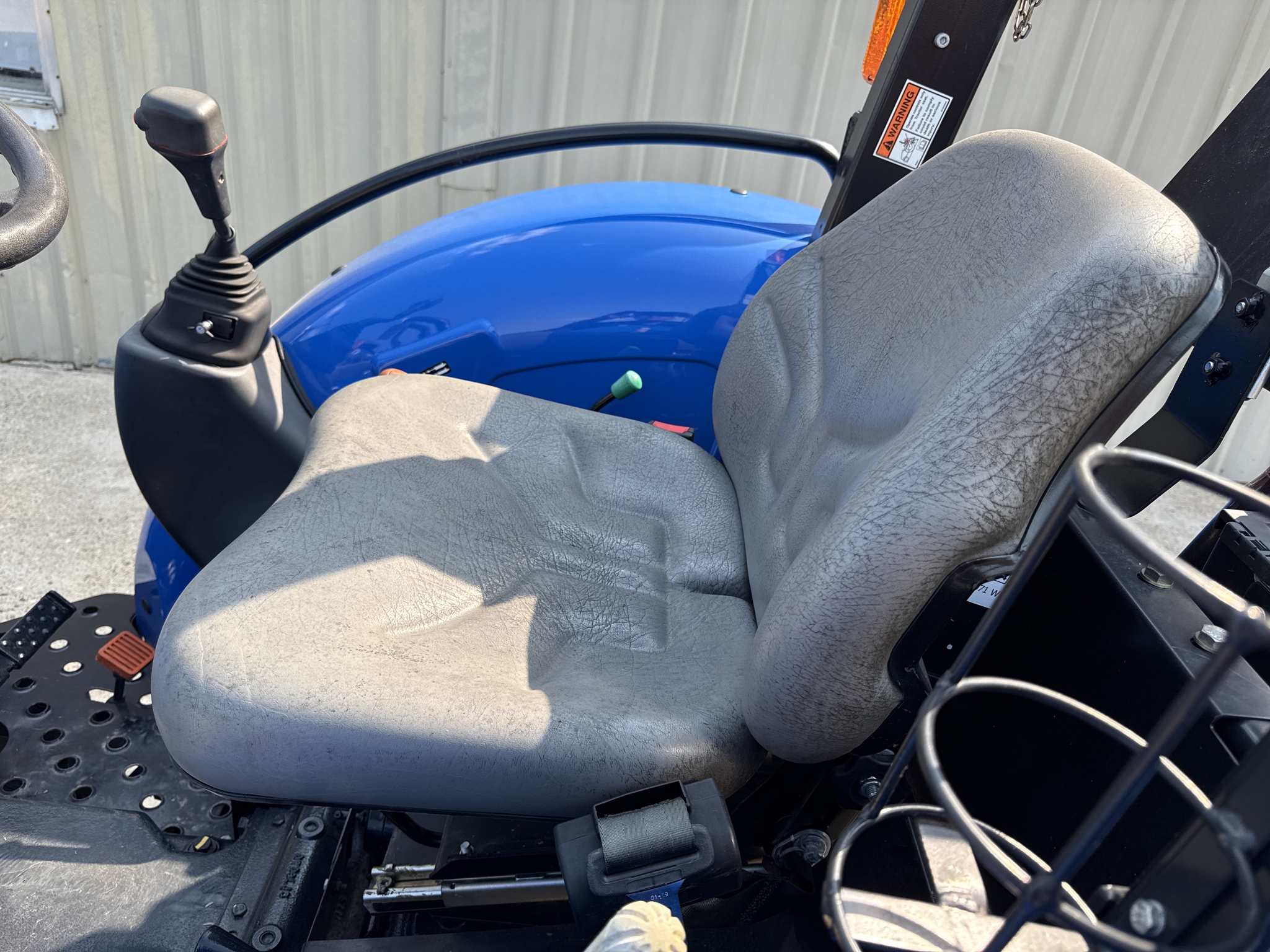 2024 New Holland Workmaster 50 Image 11