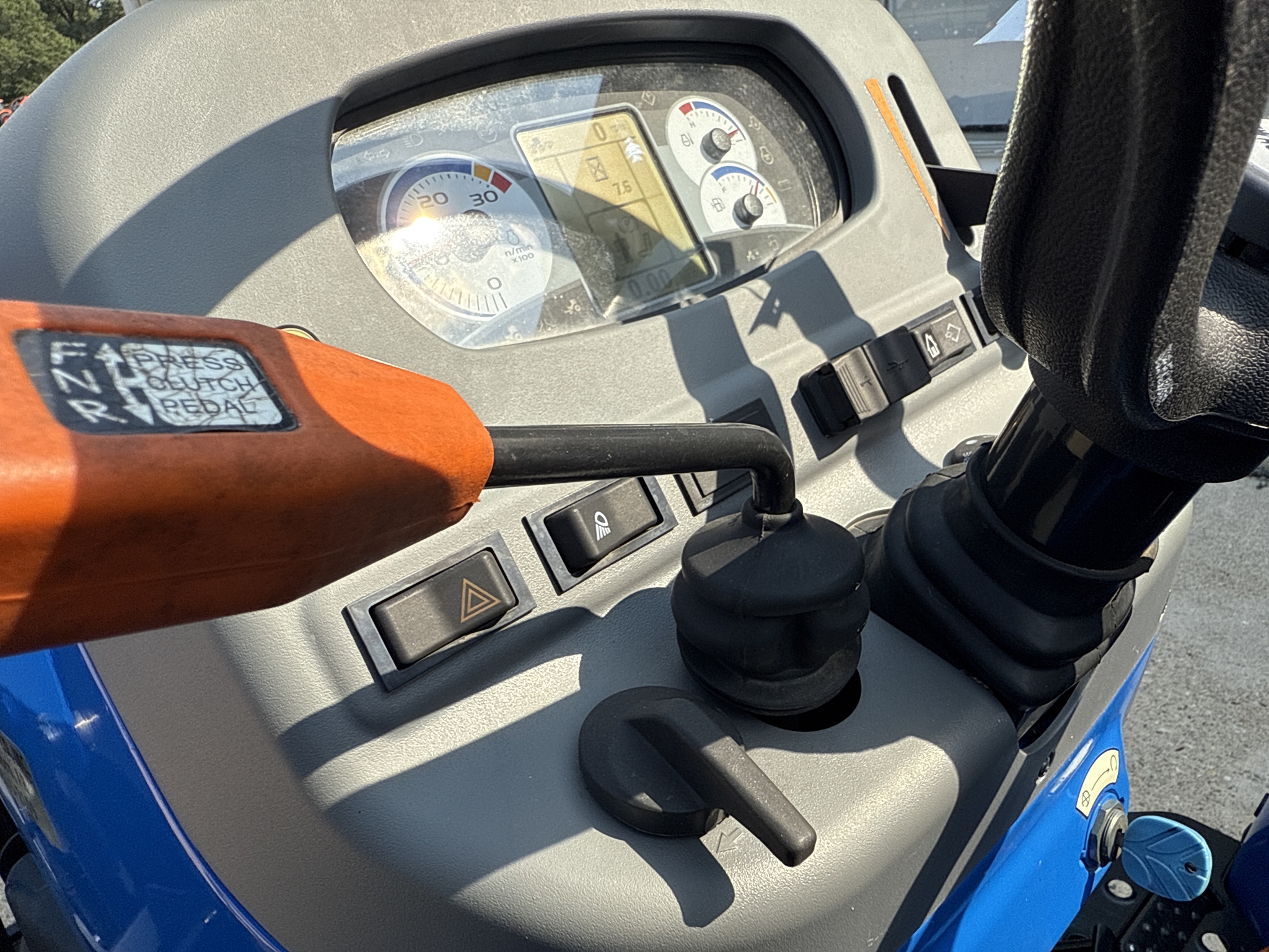 2024 New Holland Workmaster 50 Image 13