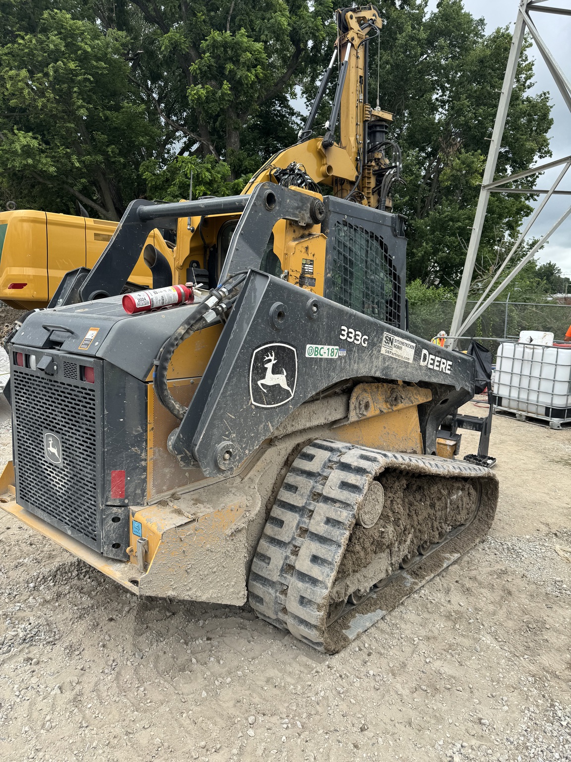 2023 John Deere 325G - Sydenstricker Nobbe Partners