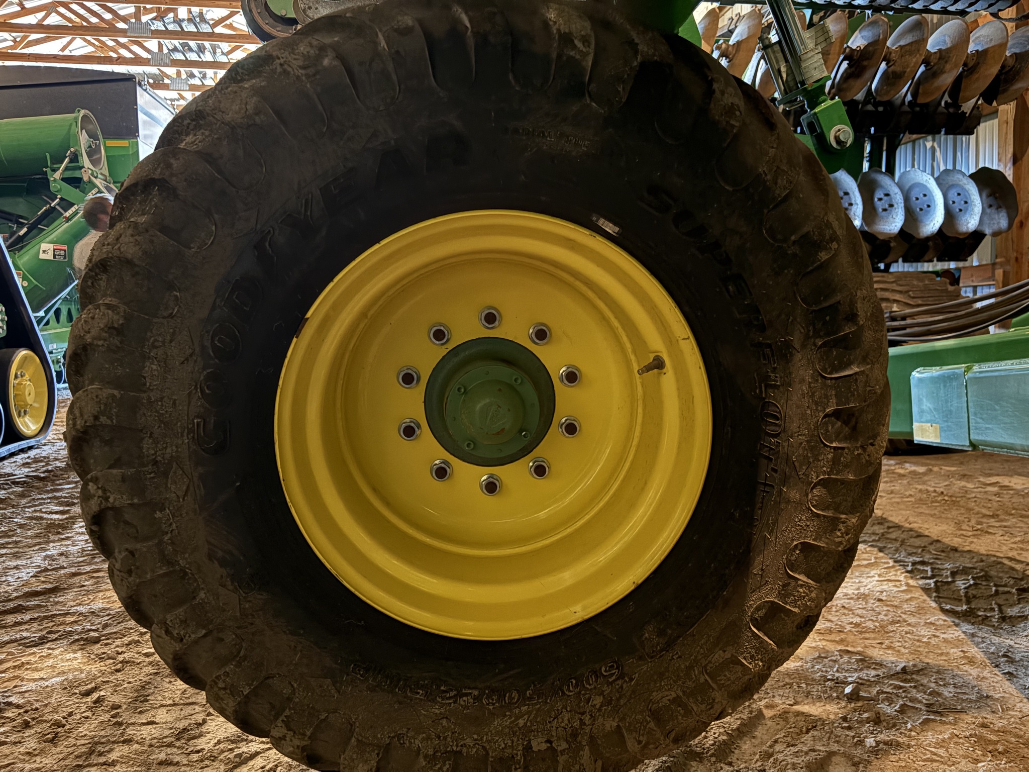 2021 John Deere 2680H Image 16