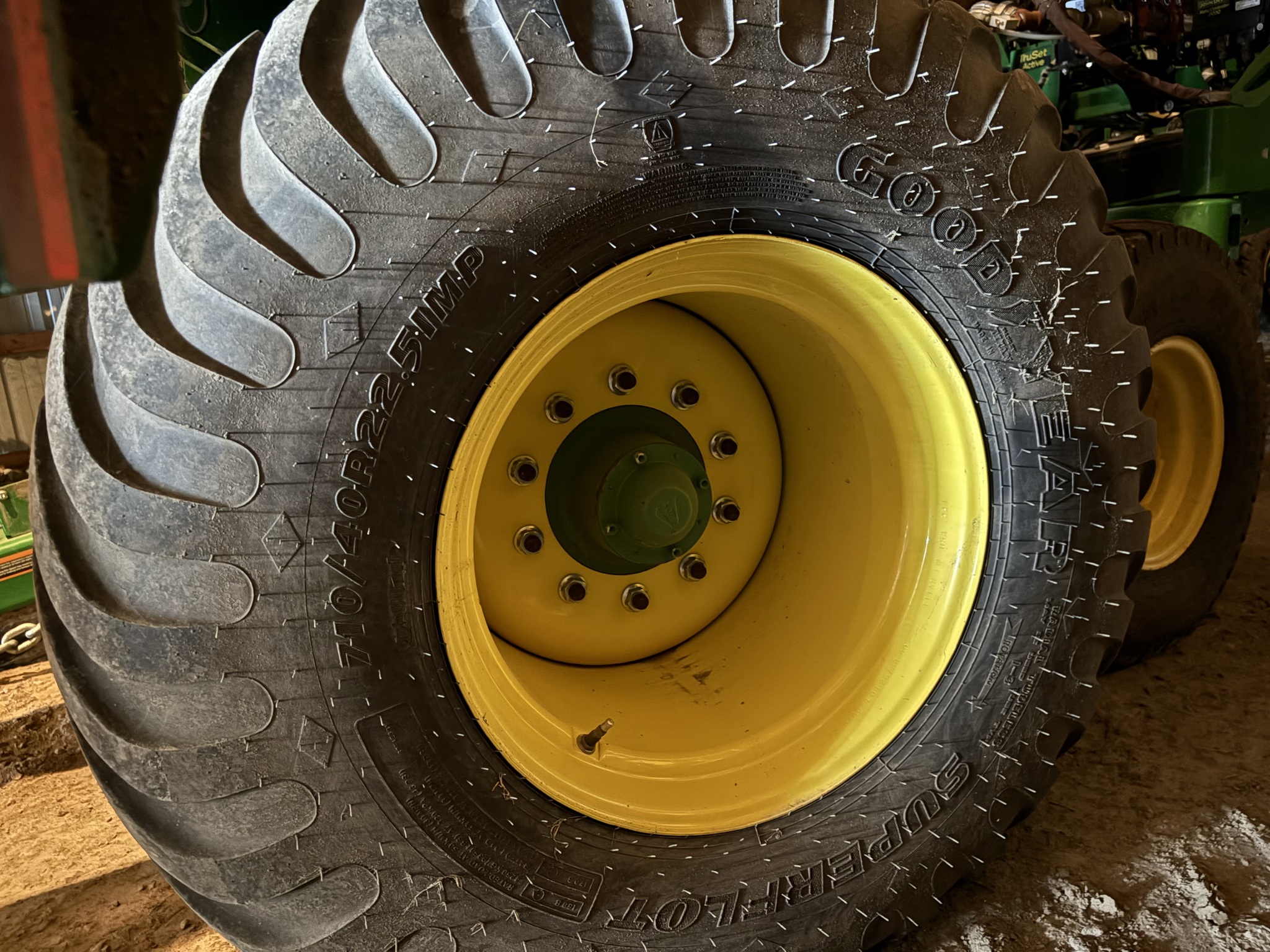 2021 John Deere 2680H Image 18