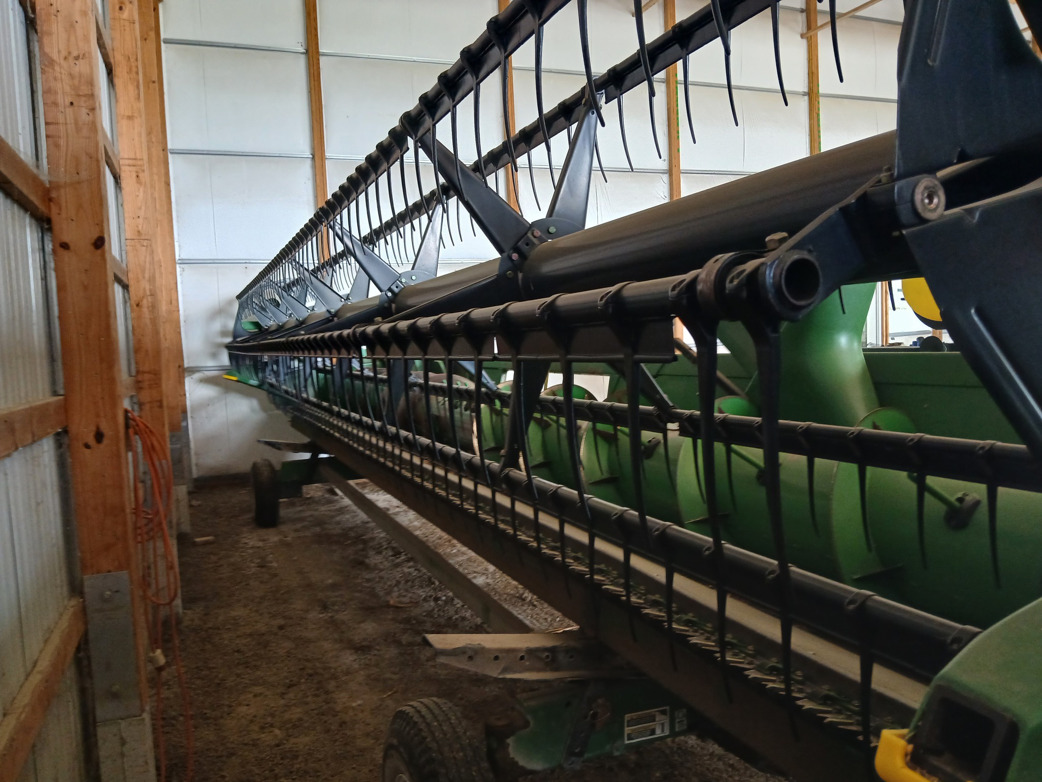2007 John Deere 630F Image 3