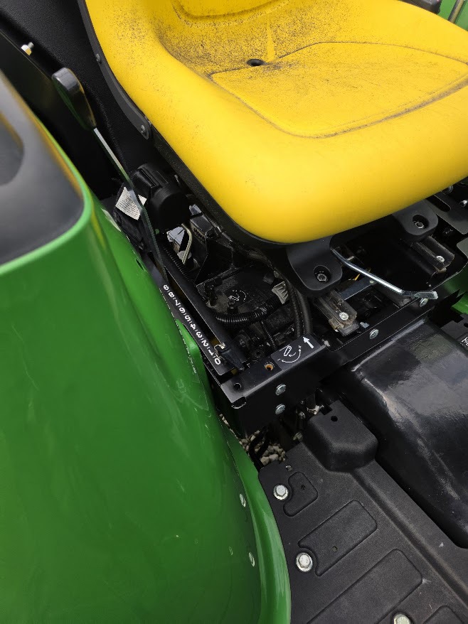 2024 John Deere 3025E Image 8