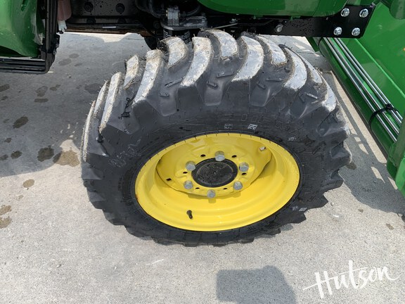 Photo of 2024 John Deere 3038E