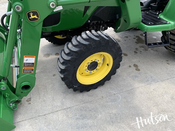 Photo of 2024 John Deere 3038E