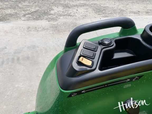 Photo of 2024 John Deere 3038E