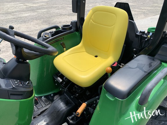 Photo of 2024 John Deere 3038E
