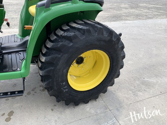 Photo of 2024 John Deere 3038E