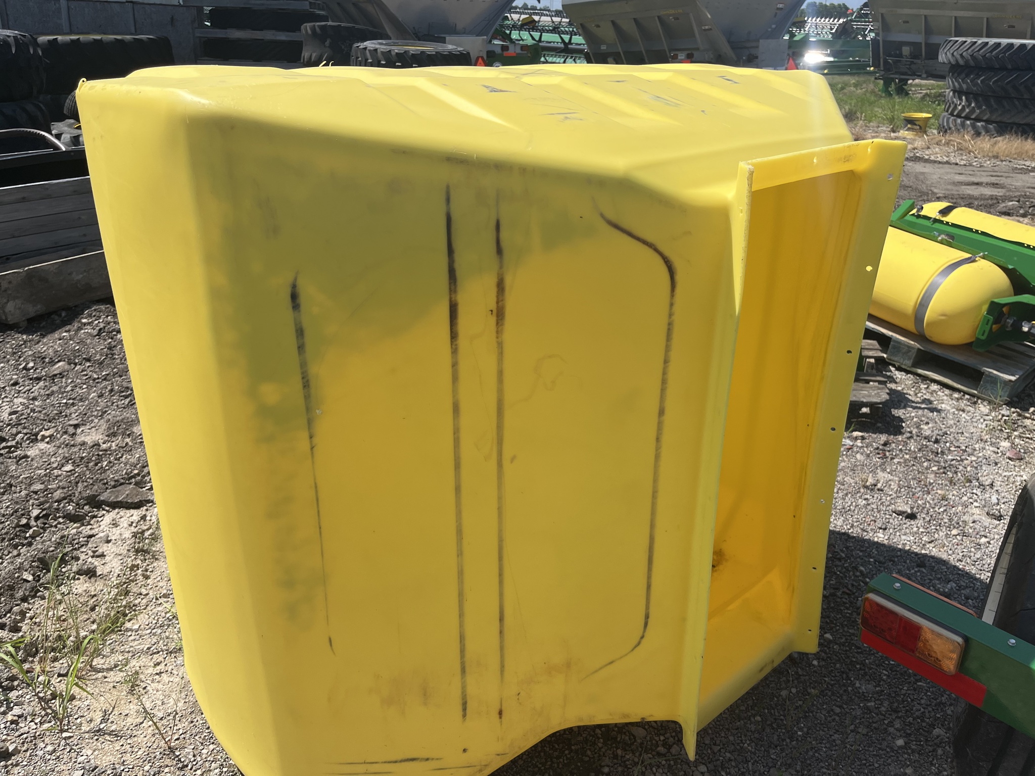 John Deere CCS TANKS Image 1