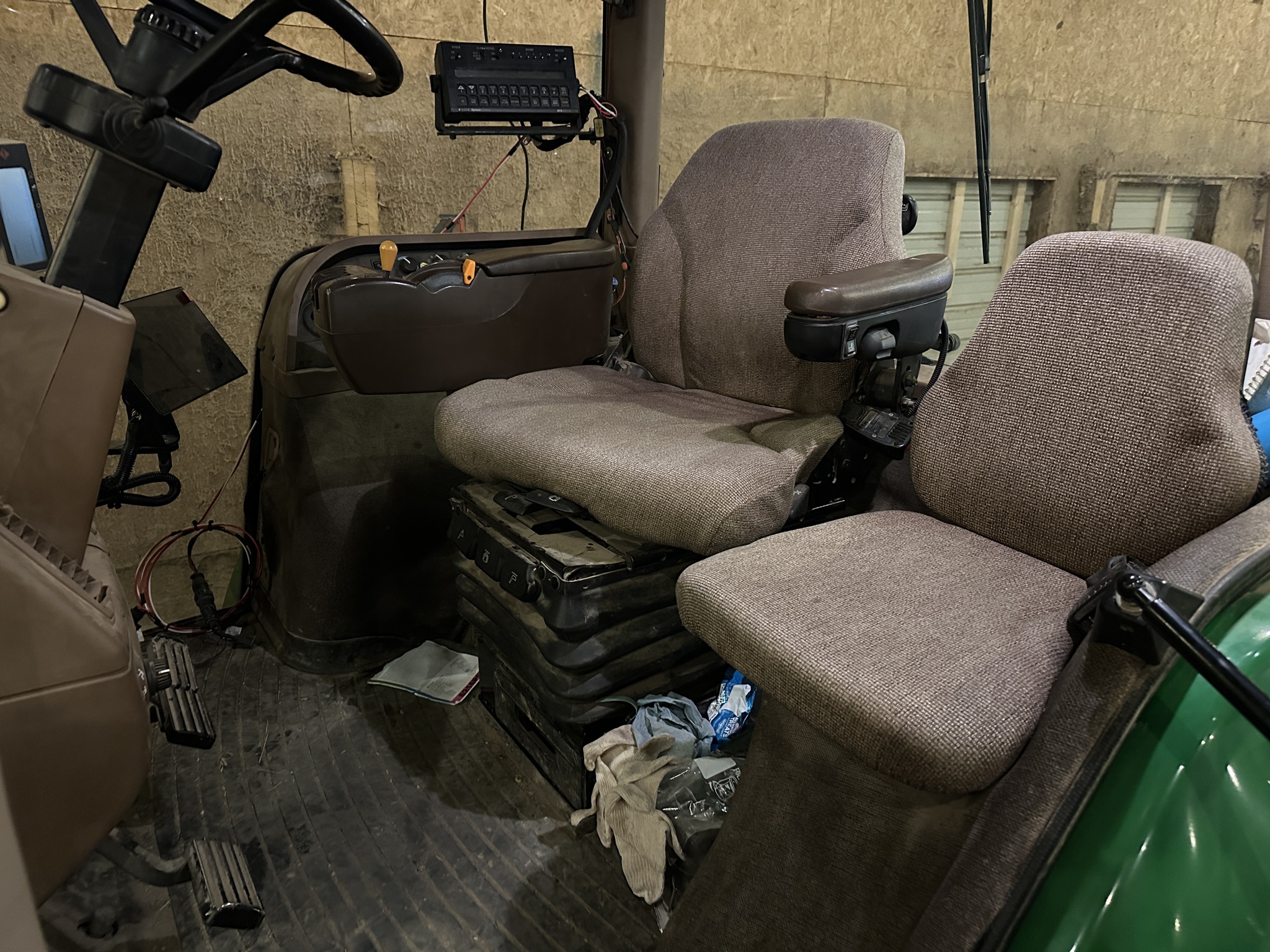 2008 John Deere 8230 Image 13