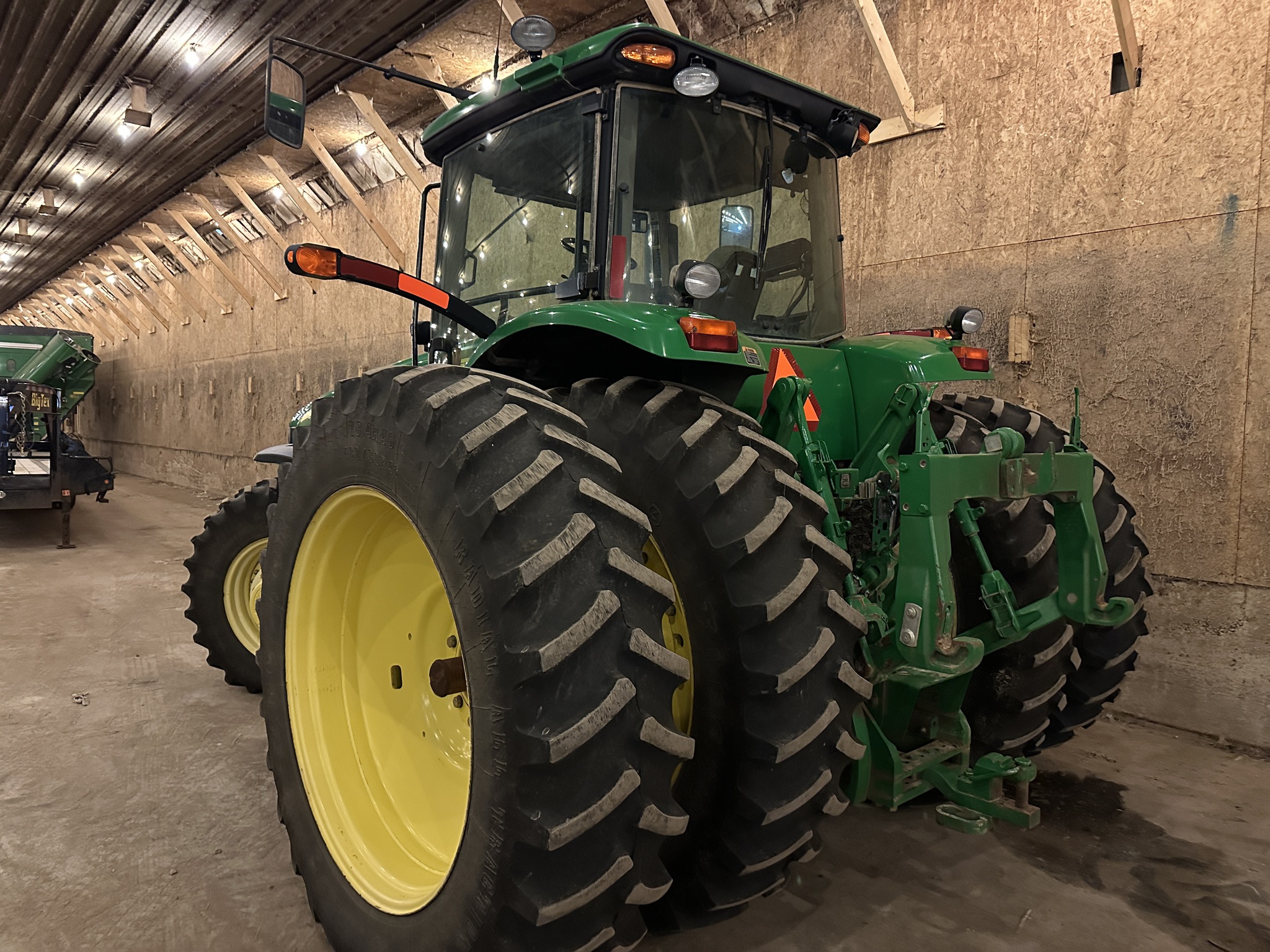 2008 John Deere 8230 Image 10