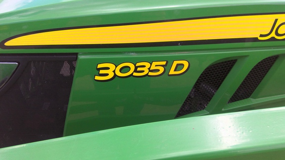 2023 John Deere 3035D