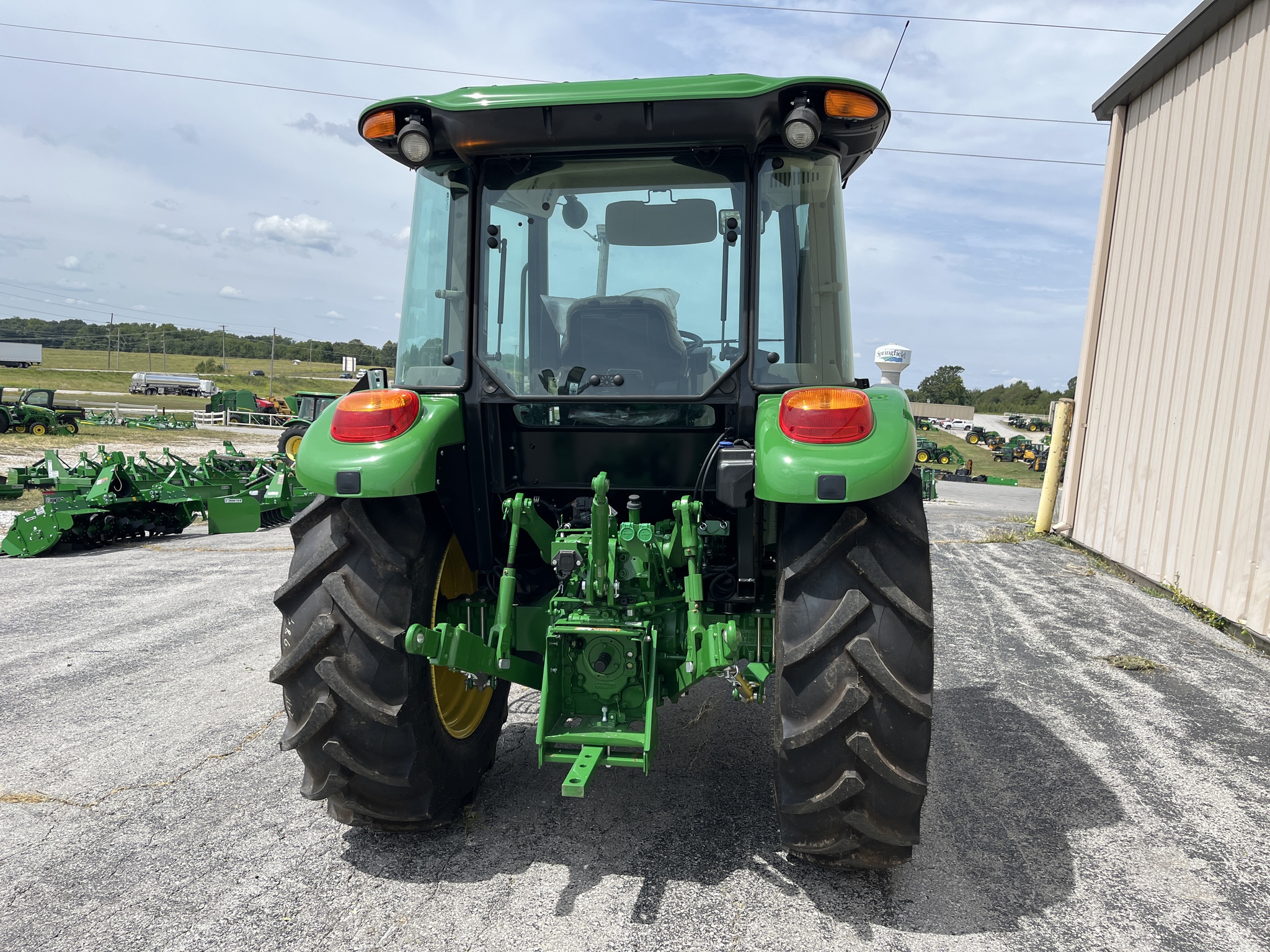  2024 John Deere 5075E at Heritage Tractor in West Plains, MO