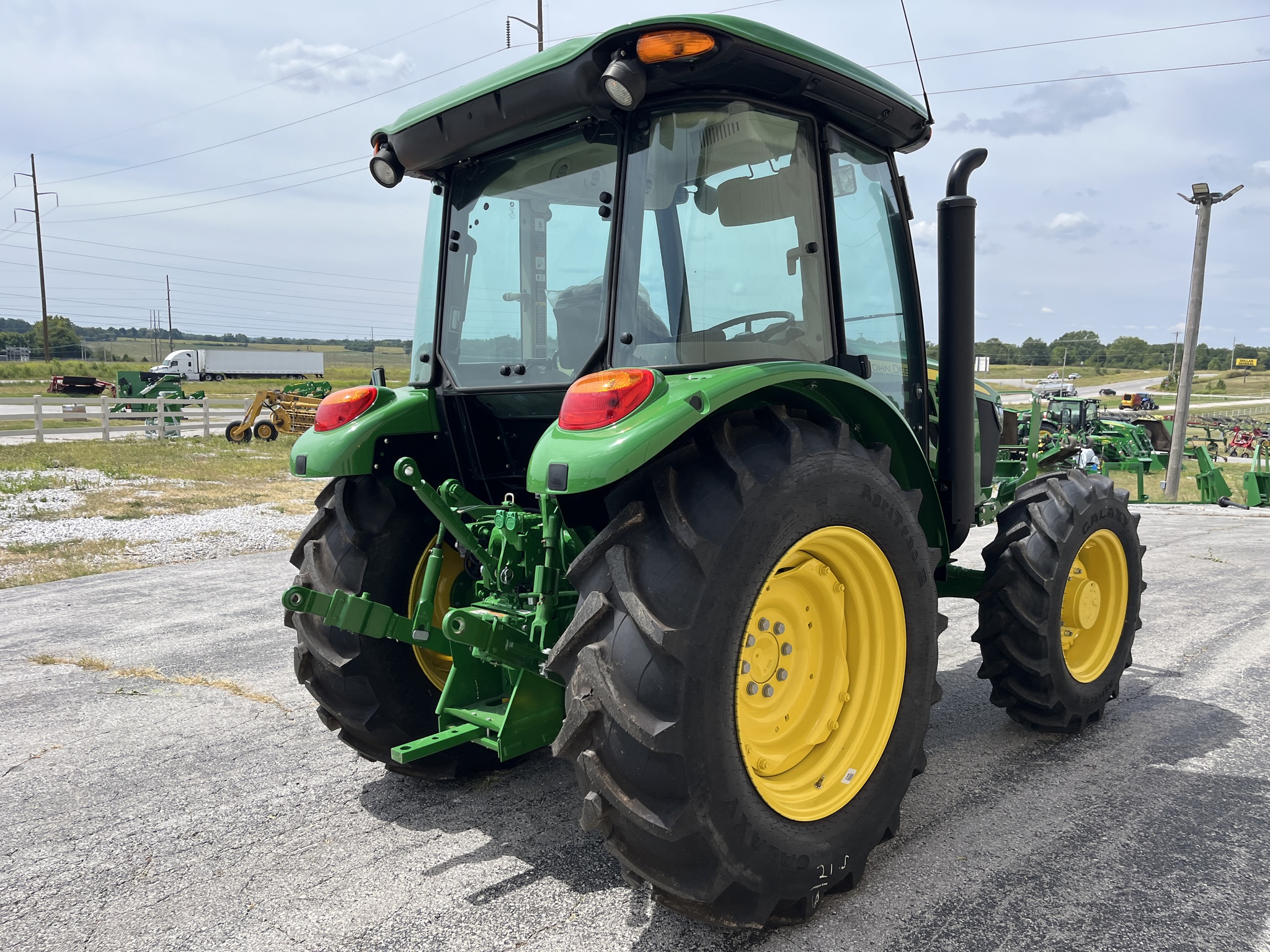  2024 John Deere 5075E at Heritage Tractor in West Plains, MO