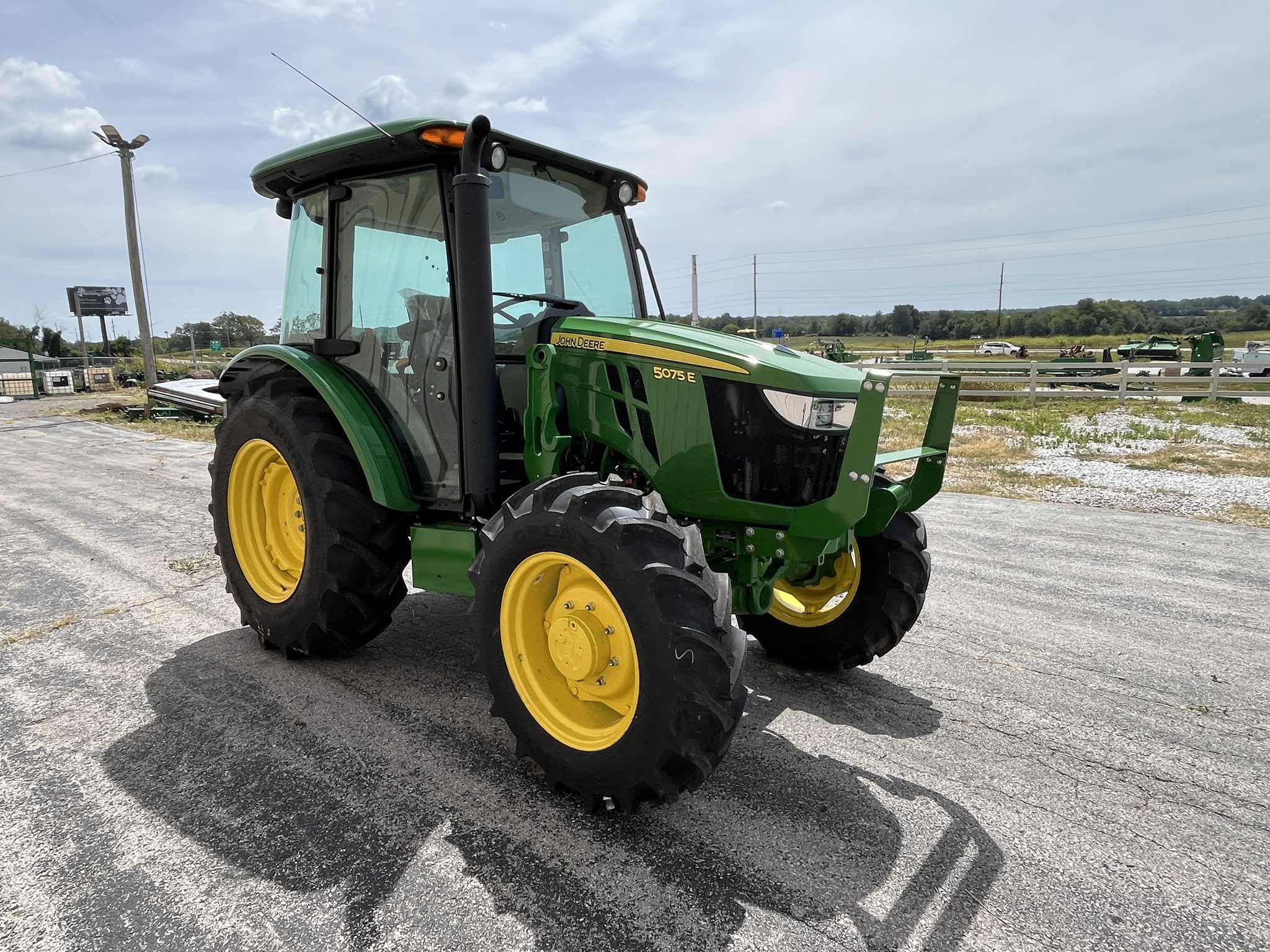  2024 John Deere 5075E at Heritage Tractor in West Plains, MO