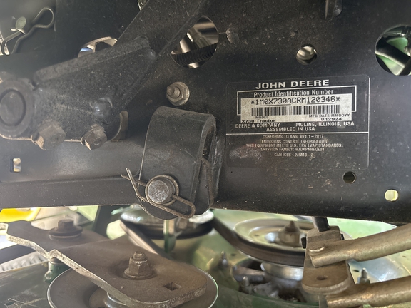 Used 2024 John Deere X730 Lawn & Garden Tractors at Koenig Equipment in Urbana, OH - Photo7