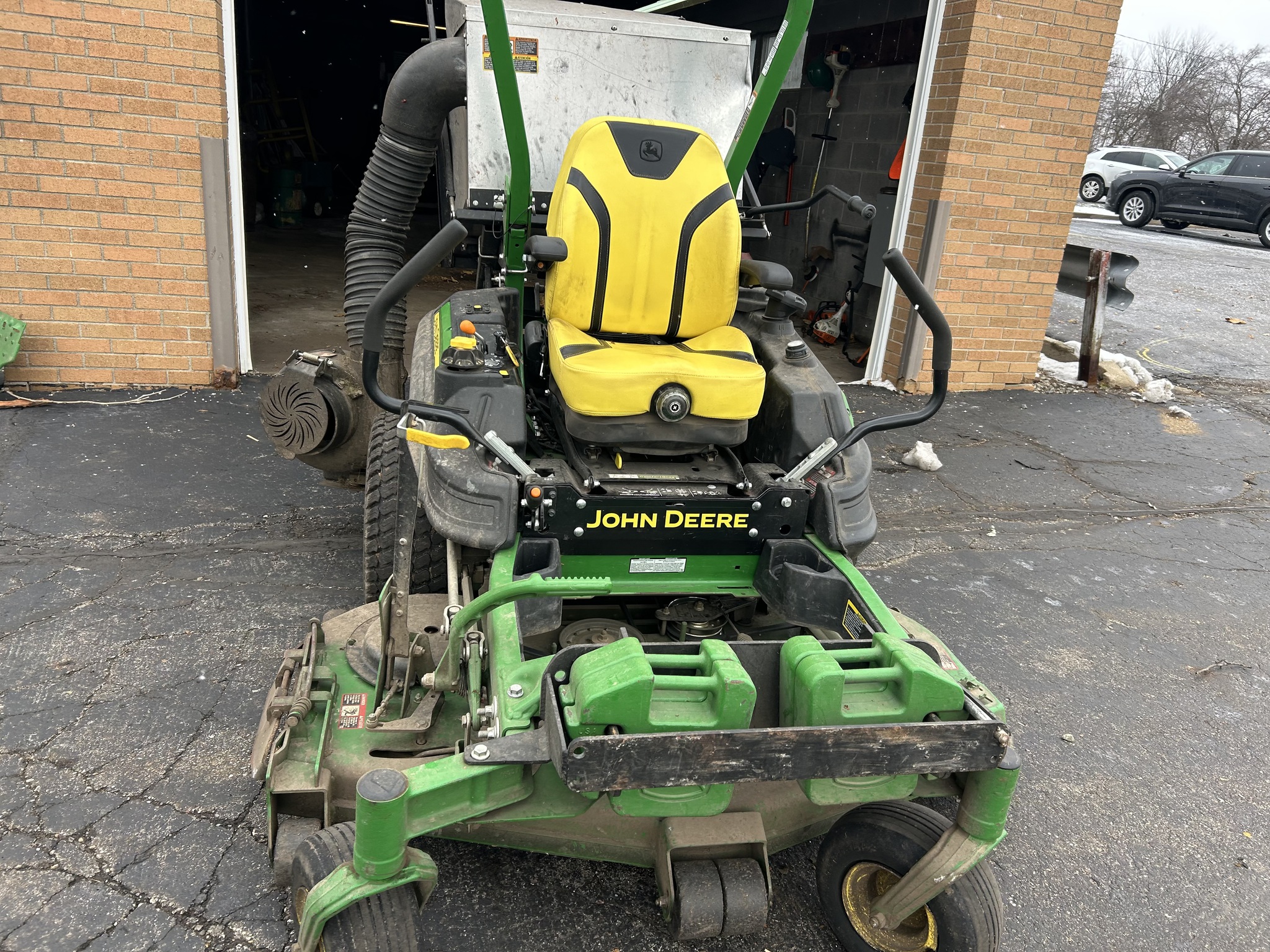 2022 John Deere Z950M Image 2