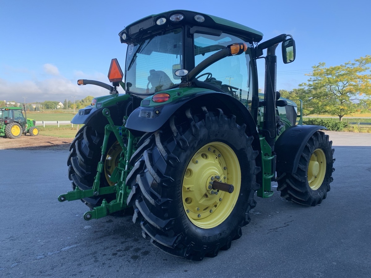 2014 John Deere 6140R Image 6