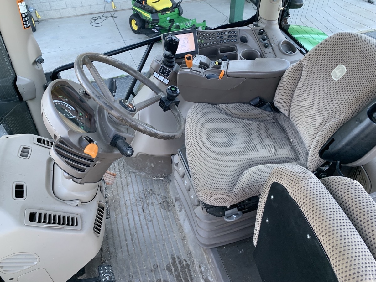2014 John Deere 6140R Image 9