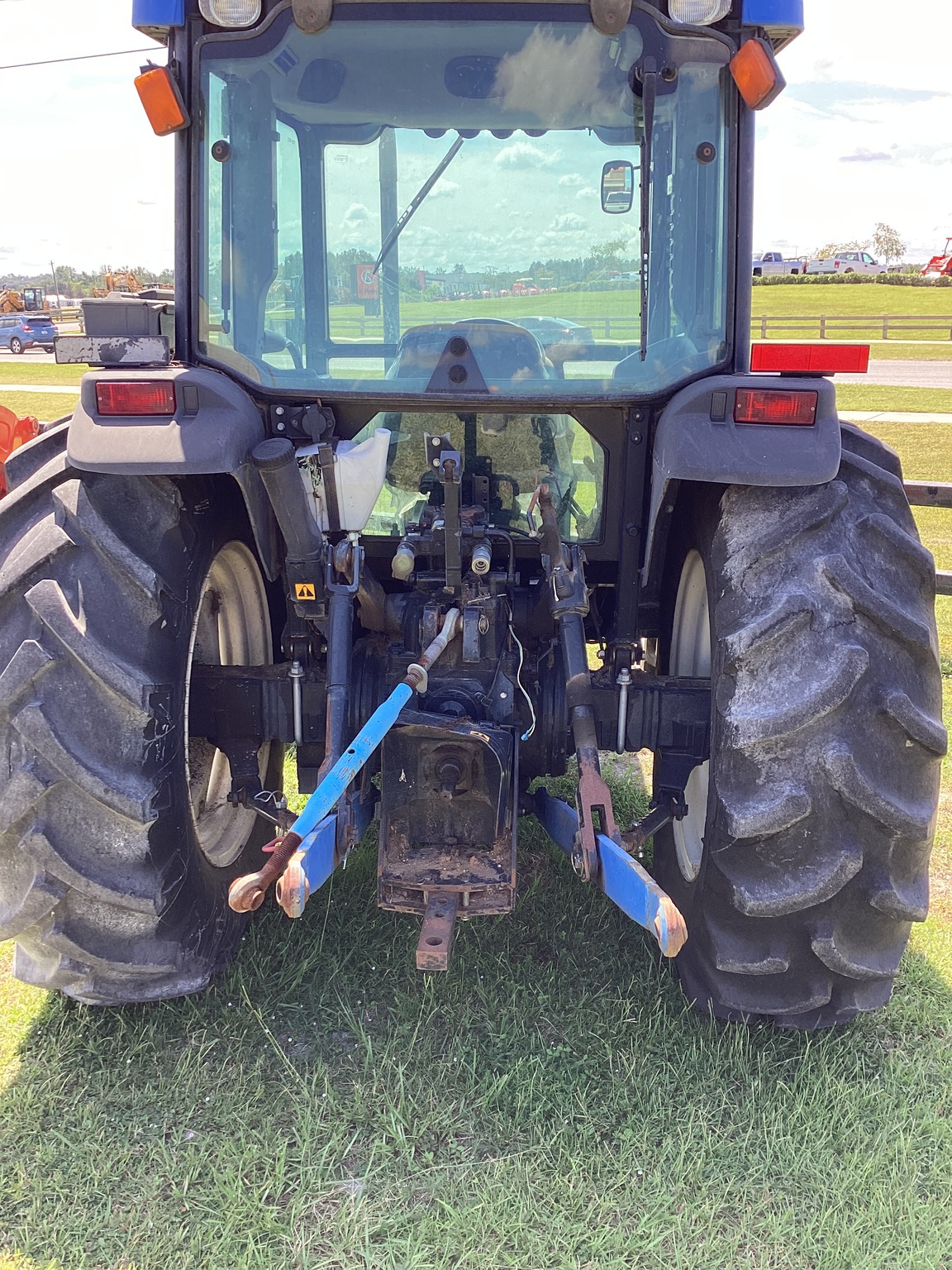 2001 New Holland TN55D Image 3