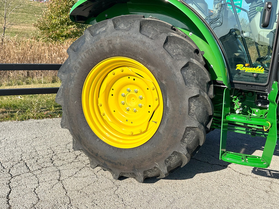 2024 John-Deere 5100E