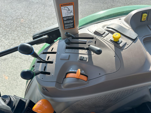 2024 John-Deere 5100E