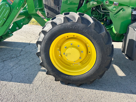 2024 John-Deere 5100E